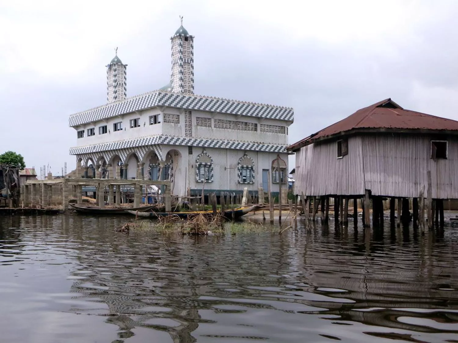 La cité lacustre de Ganvié | Express Tourisme Bénin