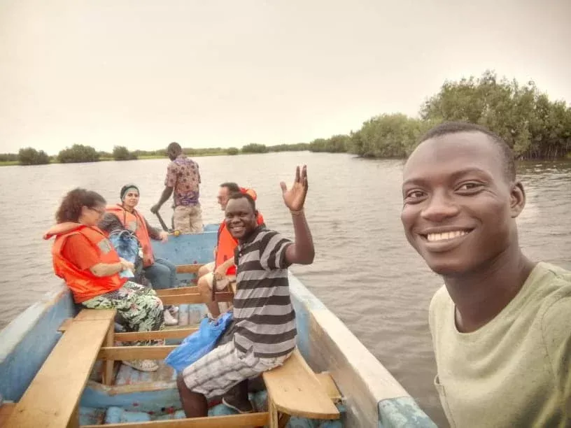 Pourquoi faire appel à un guide touristique pendant vos vacances au Bénin ? | Express Tourisme Bénin