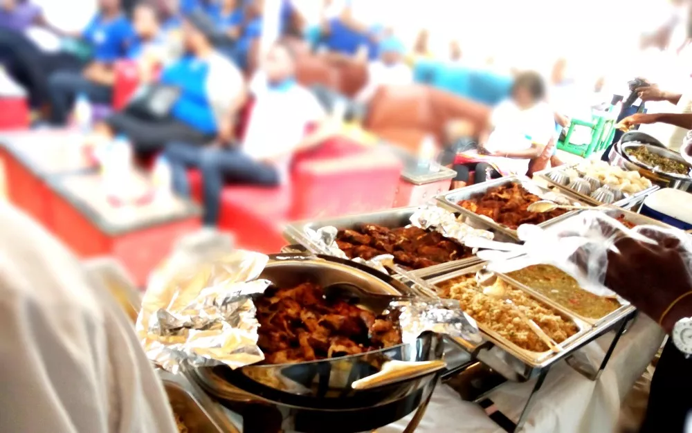 Tourisme et gastronomie au Bénin : Où et quoi manger à Porto Novo | Express Tourisme Bénin