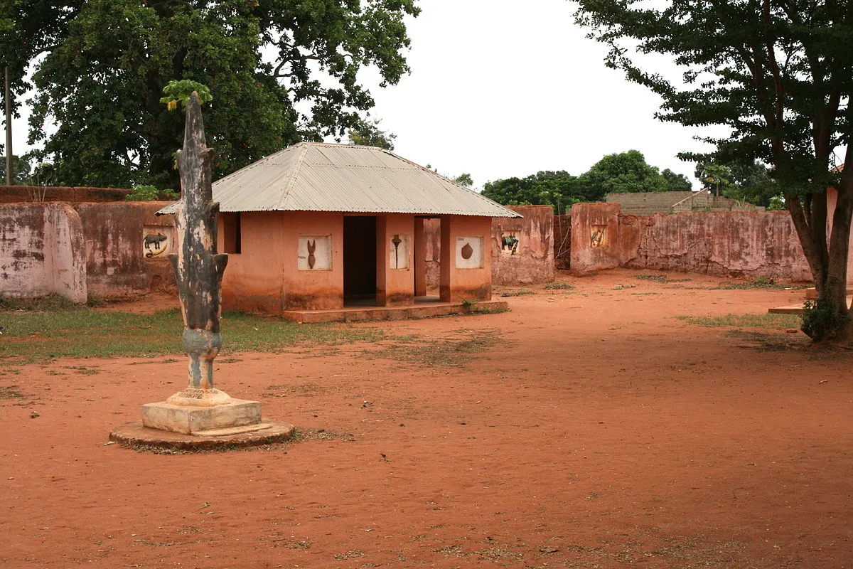 Tourisme au Bénin : guide des palais royaux d’Abomey | Express Tourisme Bénin