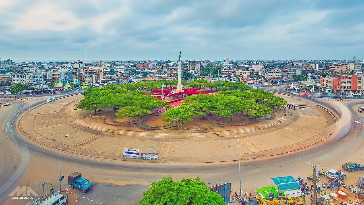 Que voir et faire à Cotonou, la capitale économique et la plus grande ville du Bénin ? | Express Tourisme Bénin